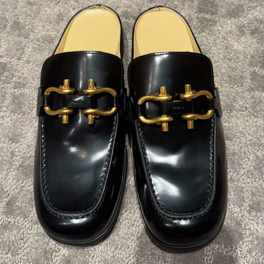 Bottega veneta leather monsiuer loafer